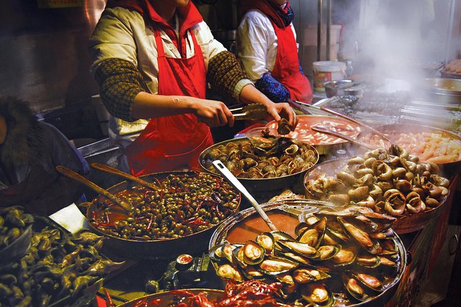 Famous Thai Street Food Tasting Experience! - Price and what you actually pay: $119.14 plus food and transport