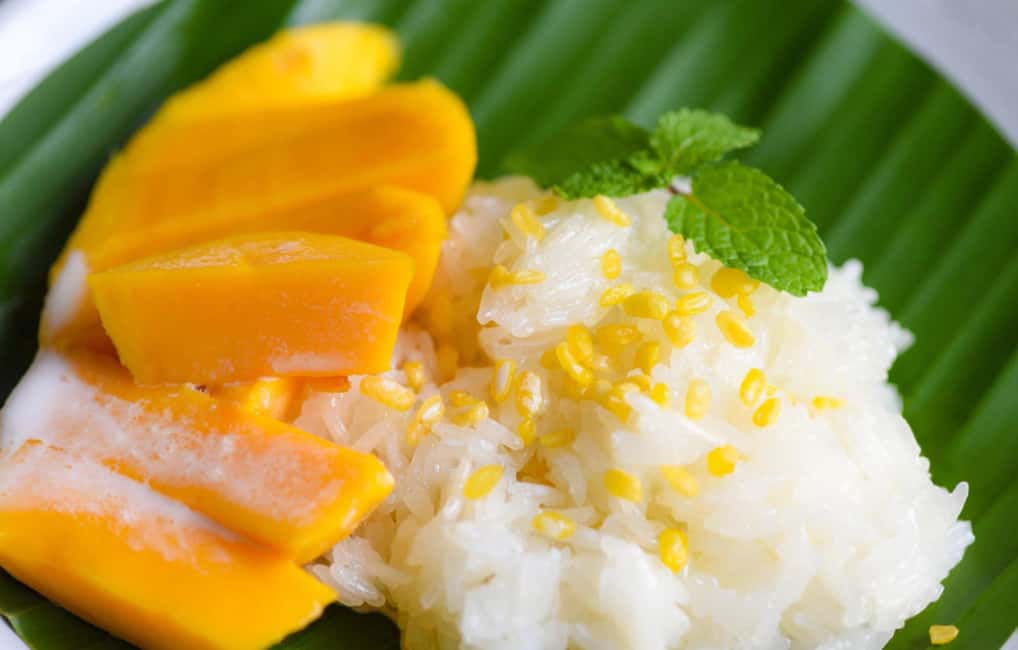 Flavors of Bangkok: Guided Food Tasting Tour with a Local - How your local guide connects origins, technique, and food culture