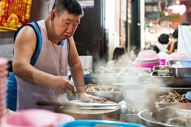Flavors of Bangkok: Small-Group Chinatown Evening Food Tour - How the guide changes the whole experience (and why names matter)