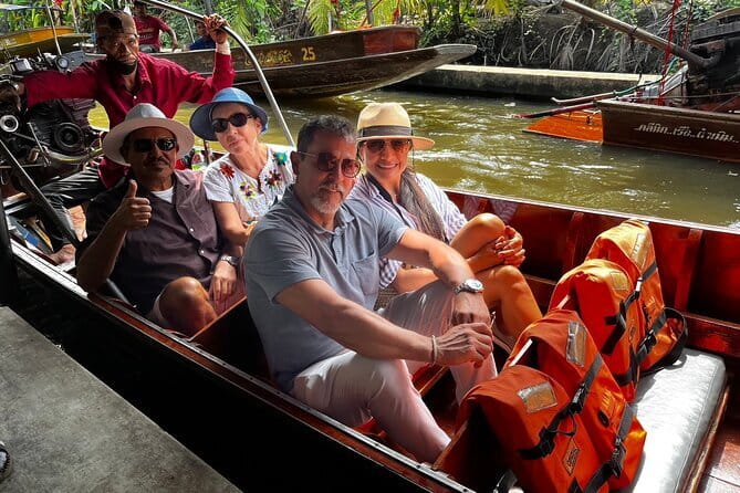 Floating Market & Railway Market Private Tour - A Bangkok day trip that starts with rails and ends on water