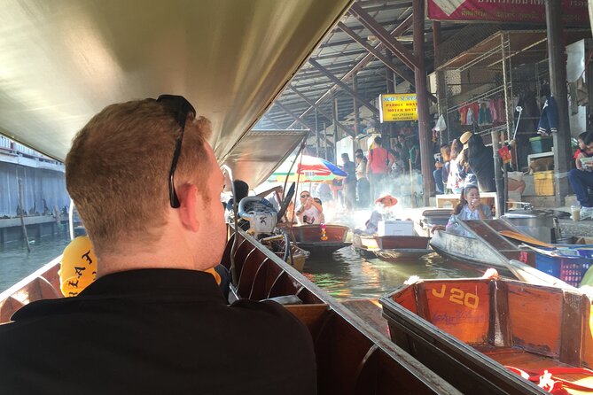 Floating Market with Great Pagoda Temple and Wat Sam Phran - Small details that make the day smoother