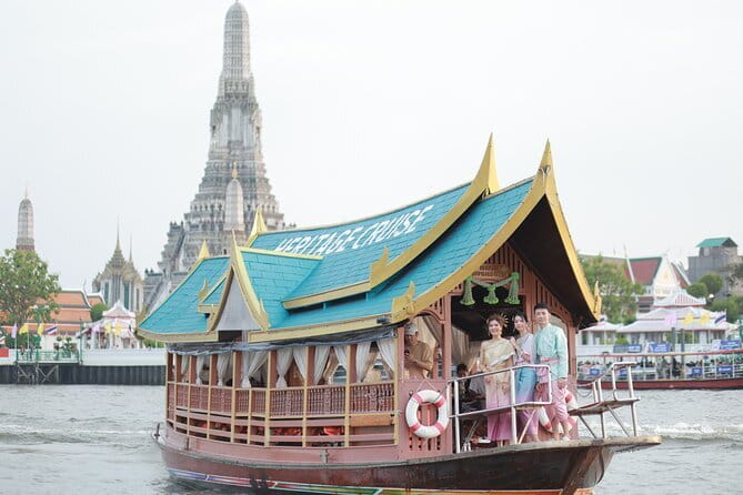 Floating & Railway Markets Tour - Mae Klong Railway Market (Hoop Rom): Watching the Train-Triggered Shuffle