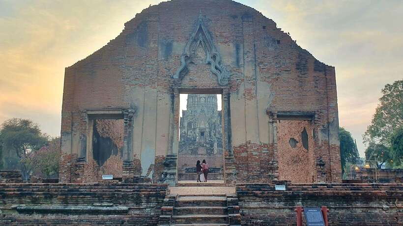 From Bangkok: Ayutthaya Afternoon Tour with Boat & Tuk-Tuk - Wat Chaiwatthanaram at night: a lit temple view from outside