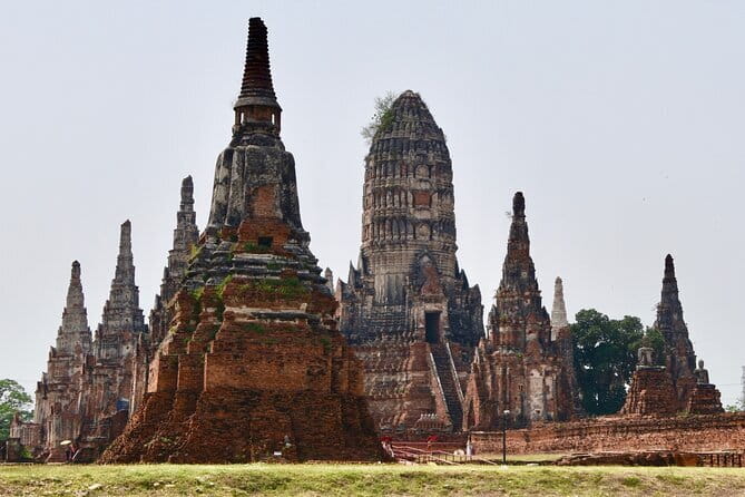From Bangkok: Ayutthaya UNESCO Heritage Park and Temples Tour - A classic Ayutthaya day trip that starts in Bangkok early
