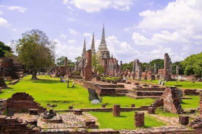 From Bangkok: Ayutthaya UNESCO Heritage Park and Temples Tour - Why the small-group format makes temples feel manageable