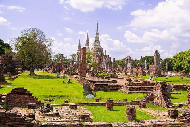 From Bangkok: Ayutthaya UNESCO Heritage Park and Temples Tour - Why the small-group format makes temples feel manageable