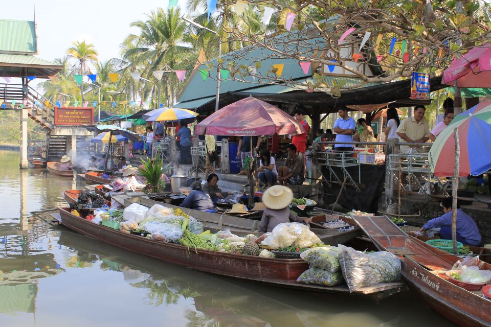 From Bangkok: Thaka Floating Market - Should you book Thaka Floating Market from Bangkok?