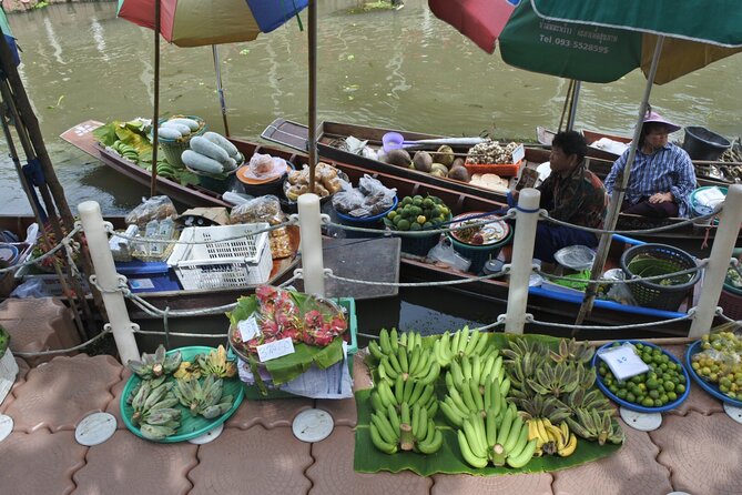 From Bangkok : Thaka Floating Market - River City Bangkok: A Useful Warm-Up Stop for Arts, Antiques, and Meeting Ease