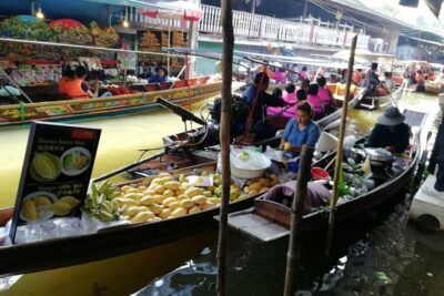 Full-Day Floating Market and Maeklong Railway Market Private Tour from Bangkok - Maeklong Railway Market (Hoop Rom Market): the train moment you can actually time