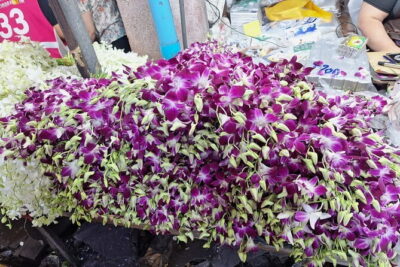 Fun Tuk Tuk Dinner and Massage in Old Town Bangkok - Pak Khlong Flower Talat After Dark: Big Religious Flower Energy