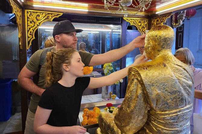 Giant Buddha and Bangkok Local Tour - How the canal, shop houses, and DIY art fit the story