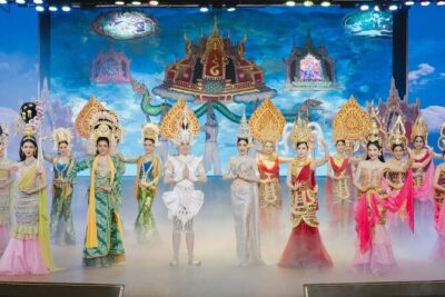 Golden Dome Cabaret: A Night of Glamour and Glitter - Finding the Venue Near Sutthisan MRT Without Stress