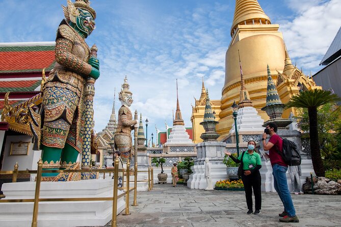 Grand Palace & Wat Arun Immersive Guided Walking Tour 3-Hour - Getting started at Golden Place (Tha Chang Pier Branch)