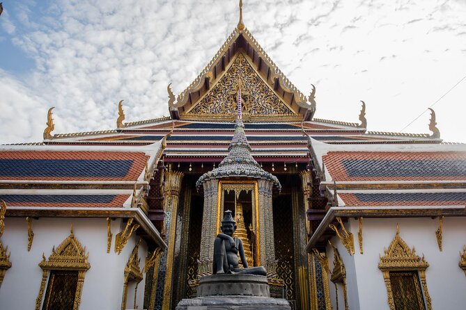 Grand Palace & Wat Arun Immersive Guided Walking Tour 3-Hour - Stop 2: The Grand Palace grounds (the “royal” context)
