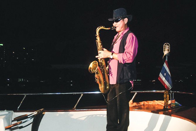 Grand Pearl Dinner Cruise: Dining & Live Performances - Candlelit Thai-and-international buffet: the meal portion that makes it worth it