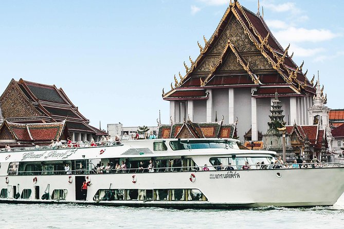 Grand Pearl Dinner Cruise: Dining & Live Performances - The 2-hour cruise timing: how the night flows