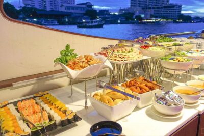 Grand Pearl Dinner Cruise Experience at Bangkok with Pickup - Boarding the Grand Pearl: what the first hour feels like