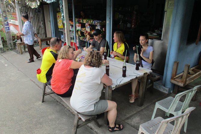 Green Bangkok Bicycle Tour - Snack and Cold Drinks: A Built-In Reason to Relax