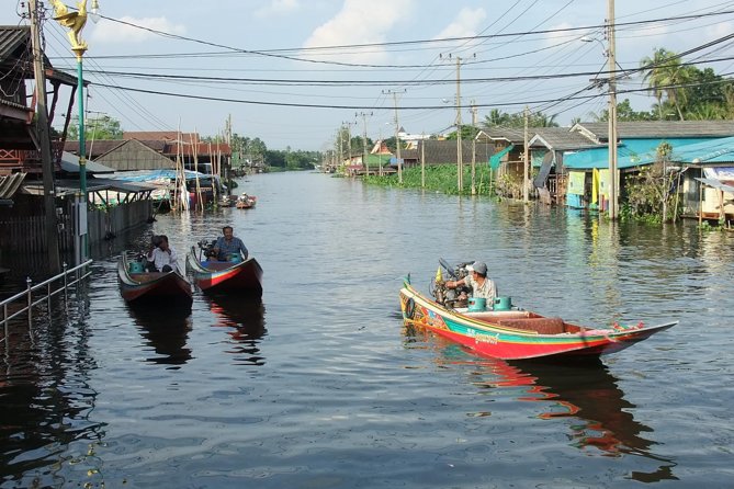 Half-Day Bangkok Off-the-Beaten-Track Tour: Rural Villages and Khlongs - Getting Out of Bangkok Traffic: From Your Hotel to the River