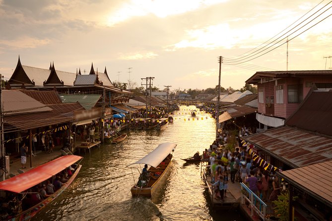 Half-Day Damnoen Saduak Floating Market Small Group Tour - Damnoen Saduak at dawn: why a 6:00 am start matters