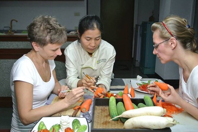 Half Day Professional Thai Fruit and Vegetable Carving Class - The 3-hour class flow at Siam Carving Academy