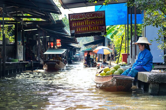 Half Day Railway Market and Damnoen saduak Floating Market tour - Bangkok Morning Getaway: 6:30 a.m. Pickup and a 5-Hour Rhythm