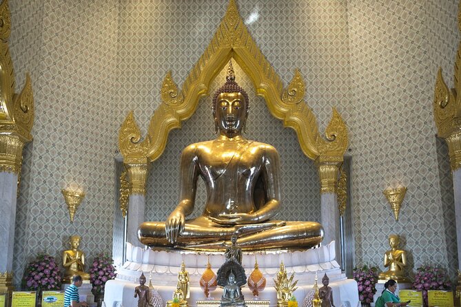 Half-Day Royal Grand Palace and Bangkok Temples Tour - Dress code and temple etiquette: the rules that can stop you cold