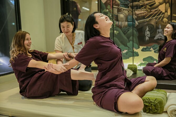 Hands-on Authentic Thai Massage Workshop - Your Partner Practice: How to Get Comfortable Up Close