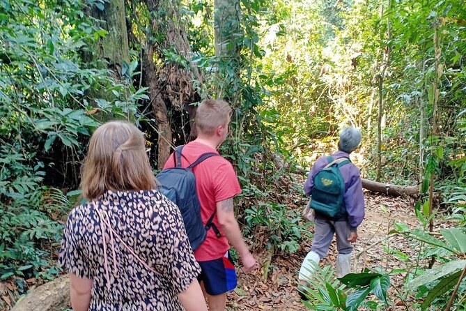 Khao Yai National Park Full Day - Haew Narok Waterfall: the big one, with stairs and payoff