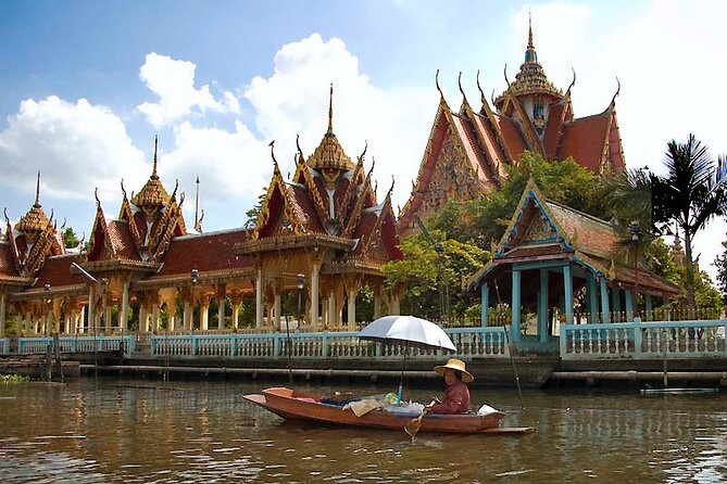 KL | Bangkok: 2-Hour Canal Tour by Teak Boat - Wat Arun and river landmarks: a short route with real meaning