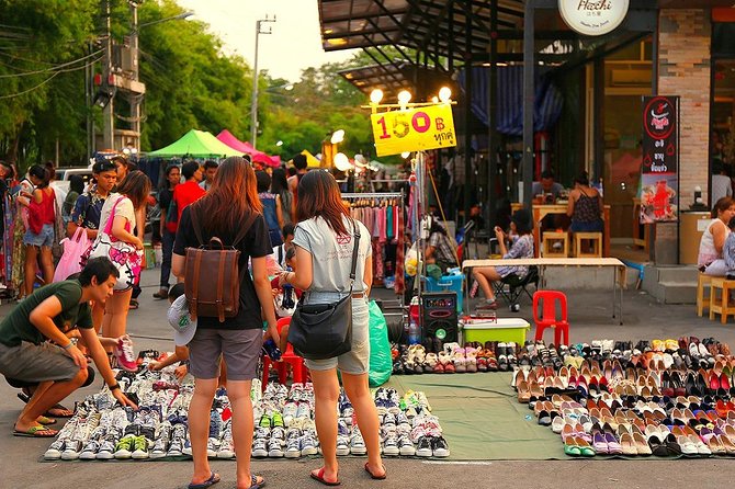 Laem Chabang Shore Excursion : Shopping, Massage & Food Tasting - Chinatown and China Gate: street energy without losing the plot