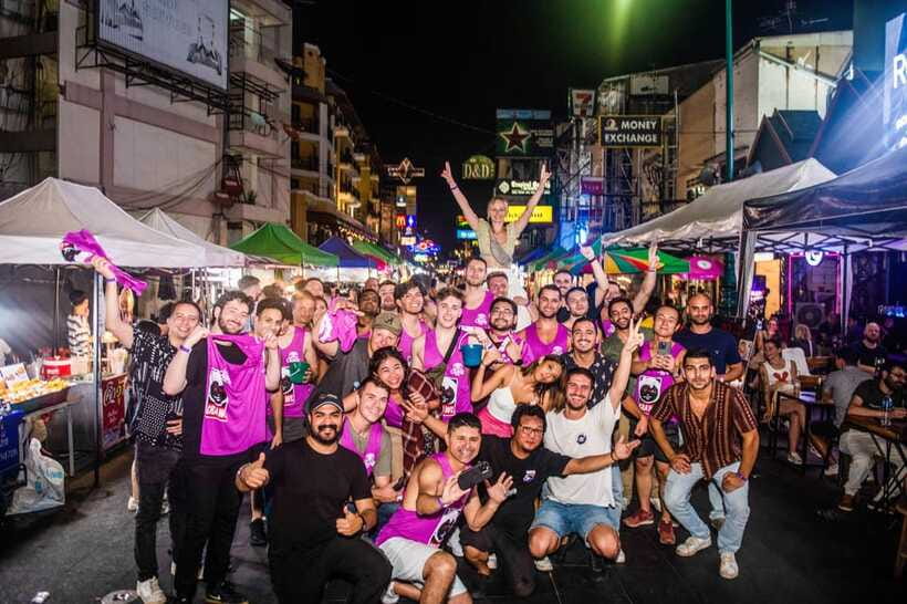 Mad Monkey Bangkok Pub Crawl - 11:15 PM to the Rere Spot on Khao San: Keeping Energy High