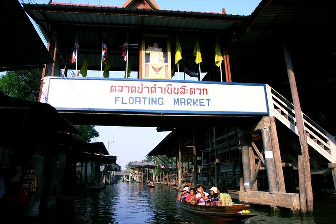 Maeklong Railway Market and Floating Market Tour from Bangkok - Two Markets, One Early Start from Bangkok