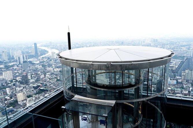 Mahanakhon Skywalk Tower Tickets - Interactive AR touchscreens: don’t just look, learn what you’re seeing