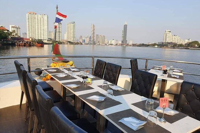 Meridian Sunset Dinner Cruise - Floating Paradise From ICONSIAM Bangkok - Live band onboard: fun energy without needing a party mood