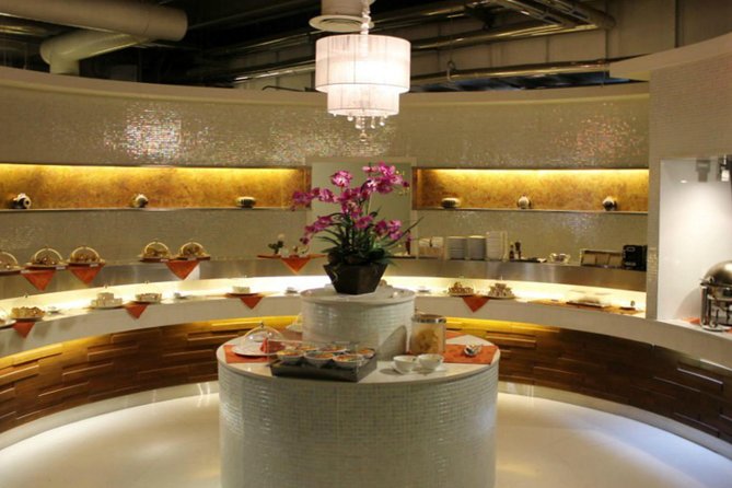 Miracle Bangkok Airport Lounges – Relax Before You Fly - Miracle Class Lounge at Suvarnabhumi: what you’re buying