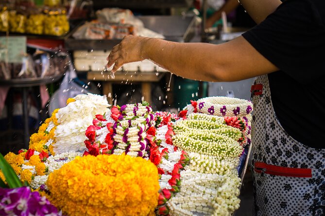 Morning Buddhist Almsgiving, Grand Palace and Flower Market Tour in Bangkok - Price and logistics: what you’re really paying for