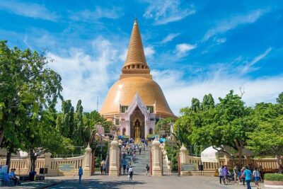 Nakhon Pathom City Tour from Bangkok (SHA Plus) - Phutthamonthon and Buddhamonthon: The 15.8-Meter Buddha and Four Key Moments