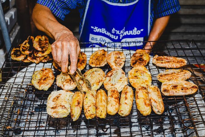 Old Siam Bangkok Food Tour with 15+ Tastings - Small-group touring that keeps the heat manageable