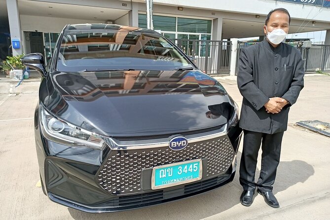 Private 100% Electric Transfer: Bangkok Airport Pickup/Drop-Off - Wi-Fi and Water: Small Perks That Matter After a Flight