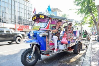 Private 3 Days Tour in Bangkok, Ayutthaya and Floating market - Bangkok transport style: public transit today, air-conditioning later