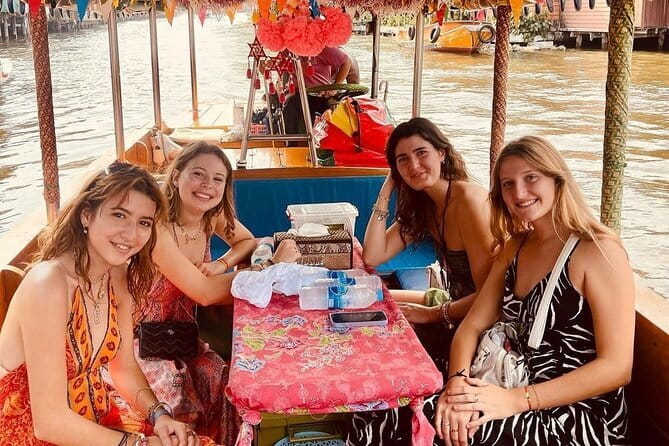 Private Boat Relax and Explore Bangkok’s Canals - Wat Paknam Phasi Charoen: a focused temple stop on the water day