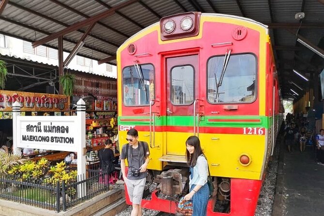 Private Damnoen Saduak and Maeklong Railway Market Tour(min 2pax) - River City Bangkok pickup: fast start, clear meeting point