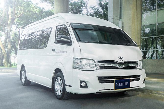 Private Departure Transfer : from Bangkok Hotel to Airport - The ride experience: comfort, luggage, and driver help