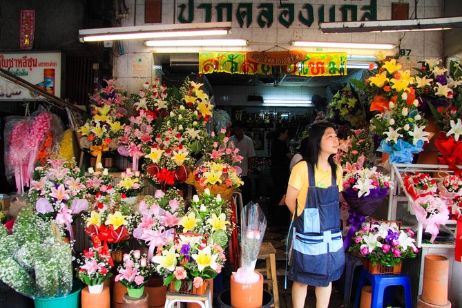 Private Grand Palace and Temple of Emerald Buddha & All Bangkok Highlights - Wat Pho (Wat Phra Chetuphon): the Reclining Buddha and a temple for lessons