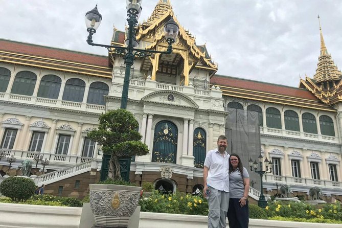 Private Grand Palace Bangkok City Tour & Klong Longtail Boat Trip - Wat Pho (Reclining Buddha): The Temple of Size and Stillness