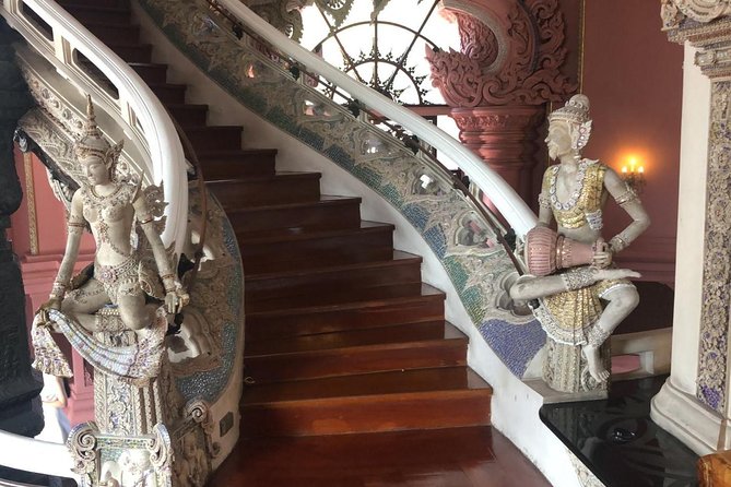 Private Guided Day Tour to Erawan Museum & Ancient City - Muang Boran (Ancient City): Thailand in an open-air time machine