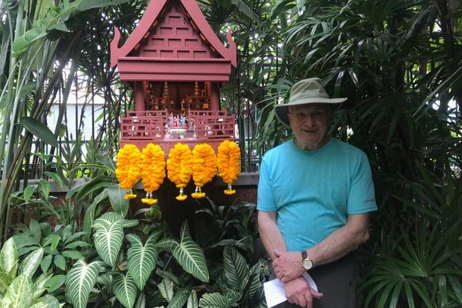 Private Heritage Tour of Jim Thompson House and Bangkok Temples - A private half-day across silk, antiques, and temple staircases