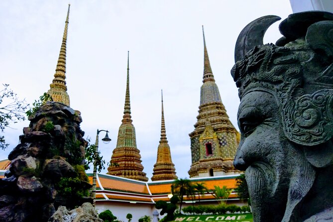 Private Mysterious Bangkok & Grand Palace, Tuk Tuk, Boat & Lunch - Amulet Market: Luck Charms, Buddha Figures, and Local Belief