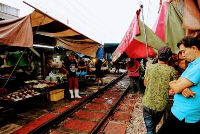 Private Tour: Amphawa Floating Market & Maeklong Railway Market - Traditional Boat Ride Down the Amphawa River